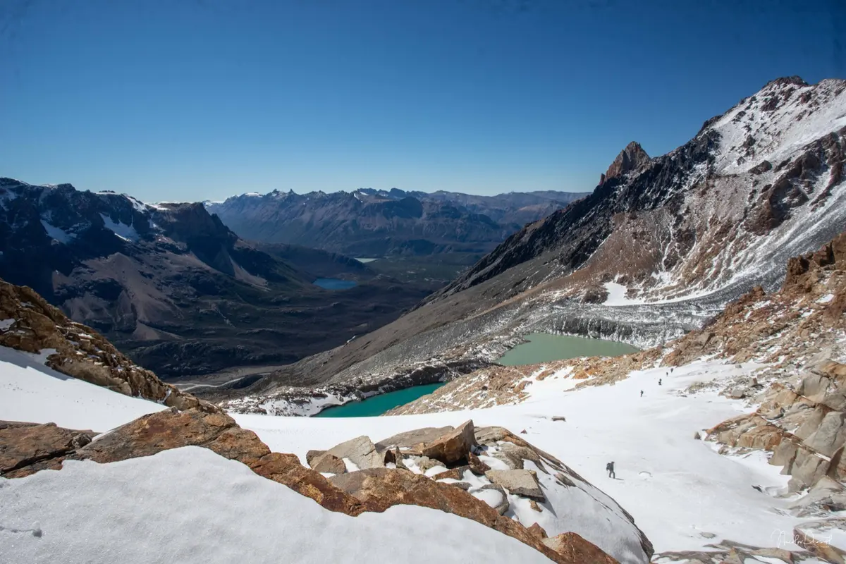Las lagunas y el valle, mirando hacia abajo