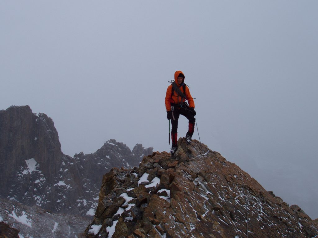 el chalten local guides Fitz Roy Expediciones profesional aagm